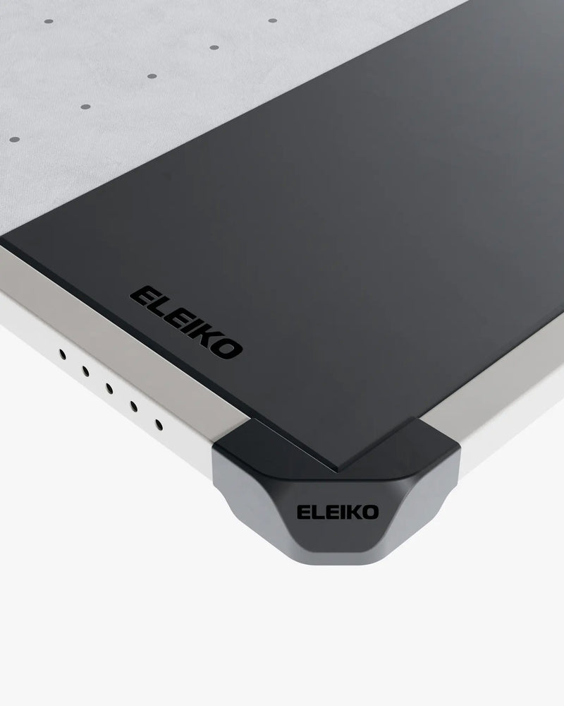 ELEIKO SVR プラットフォーム Small ライトアイボリーフレームのドロップゾーンとコーナー構造
