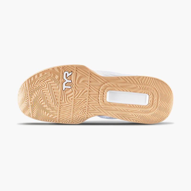 TYR L-2 リフター ホワイト/ガム アウトソール ガムラバーのグリップパターンと滑りにくい接地構造