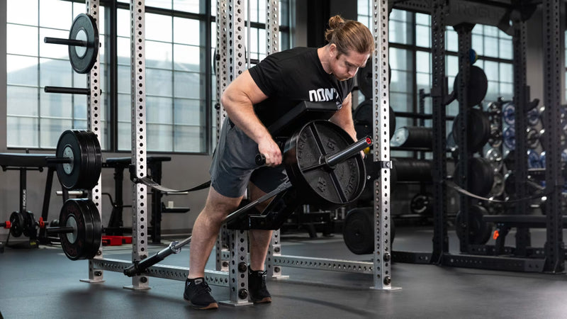 Mutant Metals ARC ケーブルアタッチメント ブラックをランドマインに装着したベントオーバーロウ動作、プレート装着部とハンドル角度が分かる構図