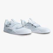 NOTORIOUS LIFT SUMO SOLE GEN5 ブリスホワイト ベアフットリフティングシューズ 斜め後方から見たヒールカウンターと側面SSG5ロゴ