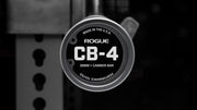 ROGUE CB-4 38mm キャンバーバー ブラック、エンドキャップを正面から捉えたクローズアップ、ROGUEロゴとCB-4刻印が確認できるバーベル端部ディテール