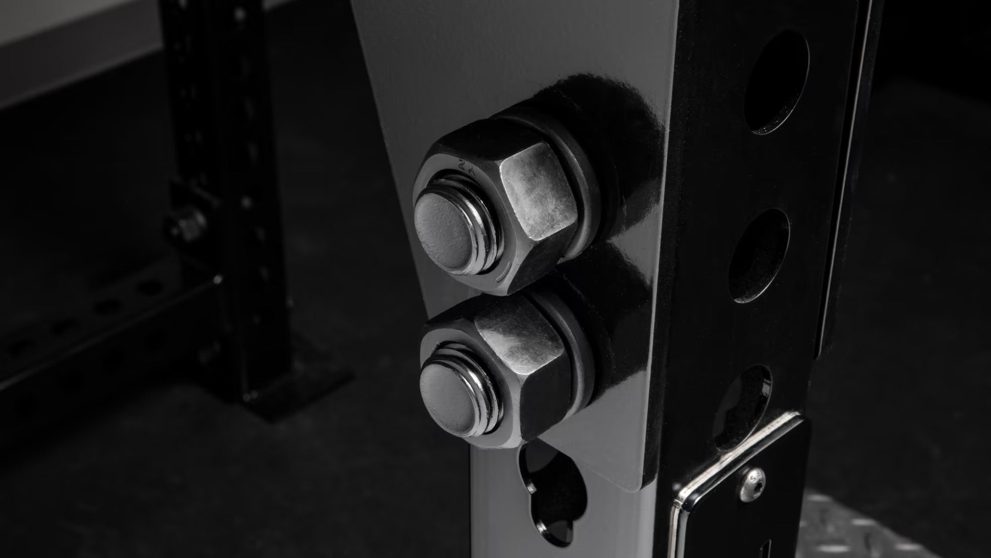 ROGUE シールロウベンチ — MBC POWER SHOP