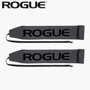 ROGUE ラップ グレーを正面水平アングルで並べた全体ビュー、左右ペアのロゴ配置と長さバランスが分かるリストラップ構成