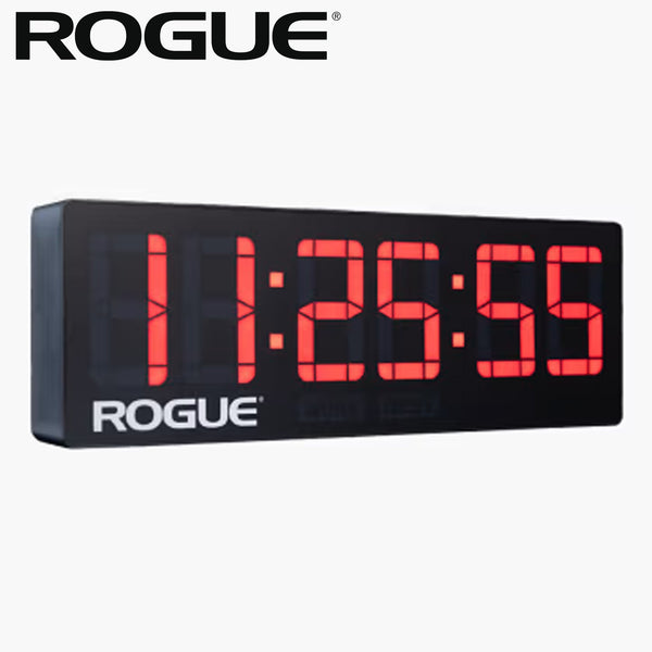 ROGUE エコージムタイマー2.0 ブラックの前方斜めビュー、5インチLEDディスプレイと本体デザインを確認できるトレーニングアクセサリー