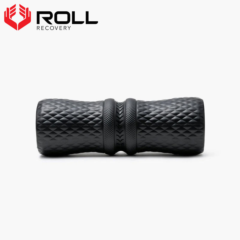 ROLL Recovery R4 ディープティシューボディローラー ブラック 正面から全体を捉えた外観、独自形状と表面テクスチャが分かるモビリティローラー