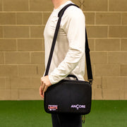 ANCORE キャリーケース肩がけ形態