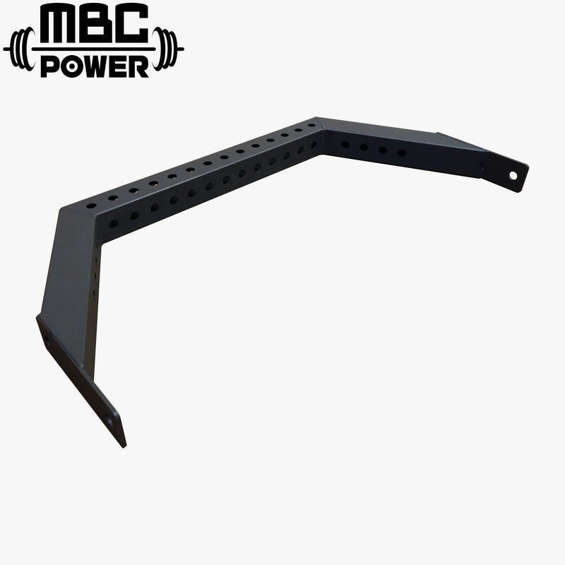 MBC オリジナルラック ボトムスタビライザー ブラックカラー 斜め前方から捉えた視点で角度付きフレームと多孔プレート構造が分かる全体ディテール