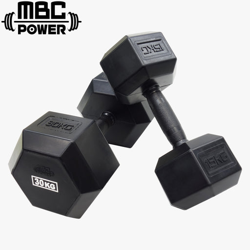 MBC フルラバーコーテッドヘックスダンベル2.0 ブラック ダンベル2本を斜め上から配置した構図、六角形ヘッドとローレット加工グリップ、重量刻印が確認できる視点