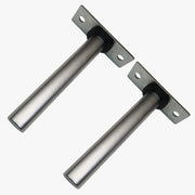 MBC オリジナルラック ステンレスプレートストレージ（ペア）ステンレス 斜め上からのクローズアップでシャフト部とベースプレート形状を確認できる構造詳細