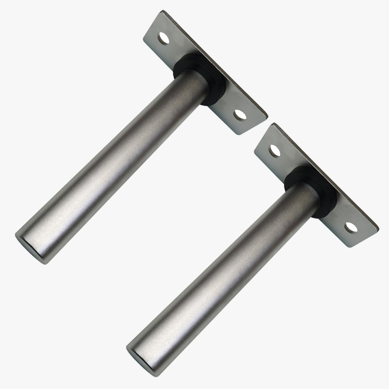 MBC オリジナルラック ステンレスプレートストレージ（ペア）ステンレス 斜め上からのクローズアップでシャフト部とベースプレート形状を確認できる構造詳細