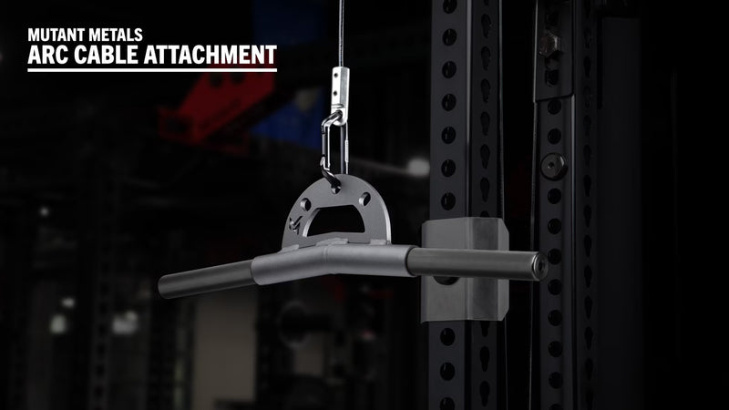 Mutant Metals ARC ケーブルアタッチメント ブラック 5度ベント8インチ仕様を正面視点で配置、左右グリップの長さとアーチ形状プレート上部が確認できる構図