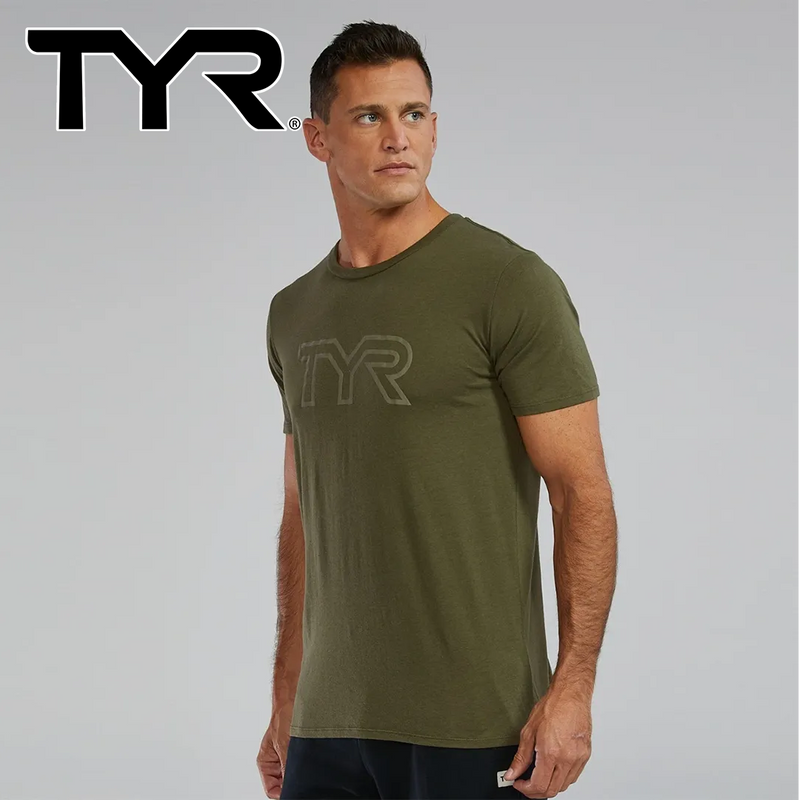 【セール】TYR メンズ ウルトラソフト ライトウェイト トライブレンドテックTシャツ - ビッグロゴ
